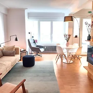 Apartment Bright And Stylish Next To The Sea!, Ostende