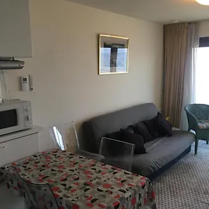 Apartment Prachtige Met Frontaal Zeezicht En Terras 4 Pers., Ostende
